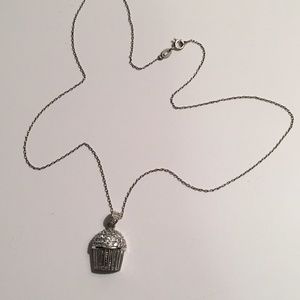 Cupcake Necklace